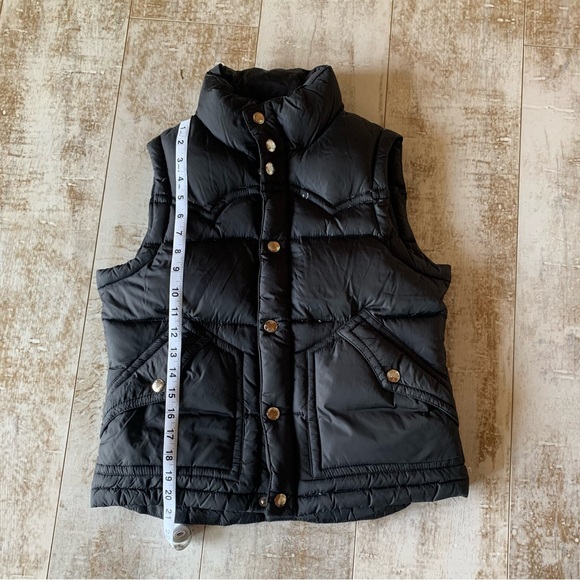 True Religion Down Vest - Picture 9 of 10